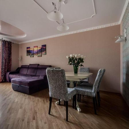 Apartamenty On Kryvonosa Λβιβ Εξωτερικό φωτογραφία