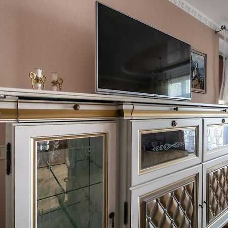 Apartamenty On Kryvonosa Λβιβ Εξωτερικό φωτογραφία
