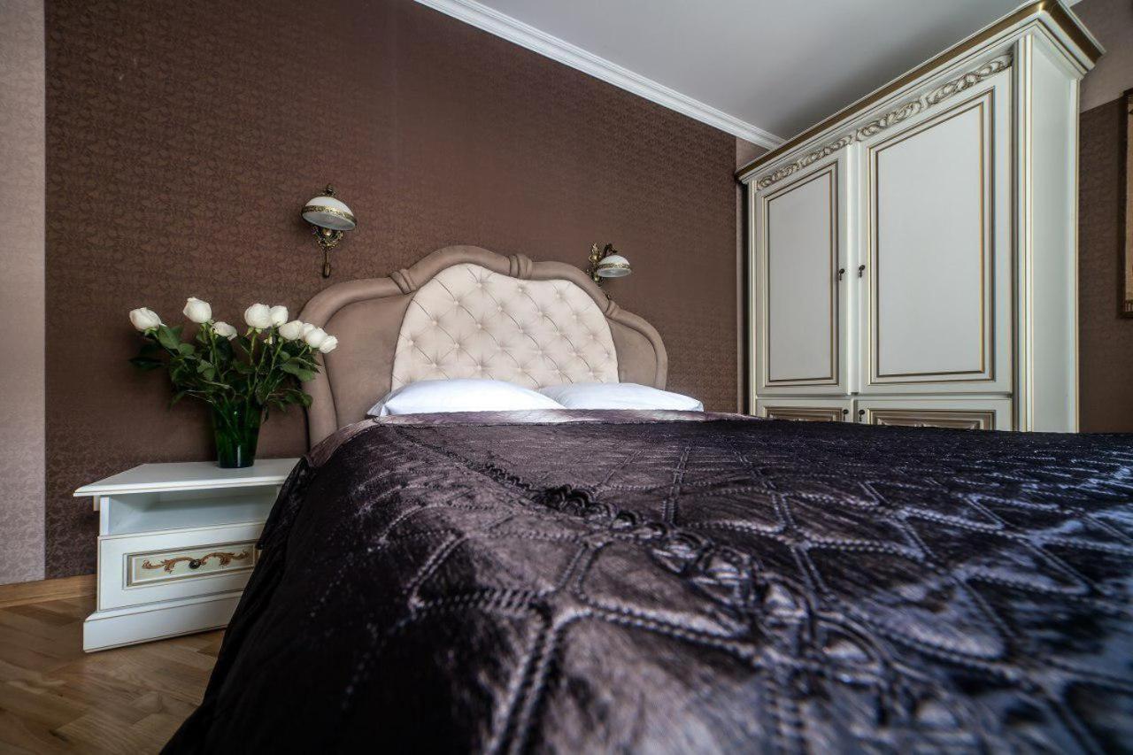 Apartamenty On Kryvonosa Λβιβ Εξωτερικό φωτογραφία